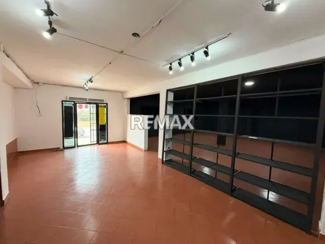 EN VENTA LOCAL EN SECTOR PEDREGALES, JUANGRIEGO - ISLA DE MARGARITA - 9