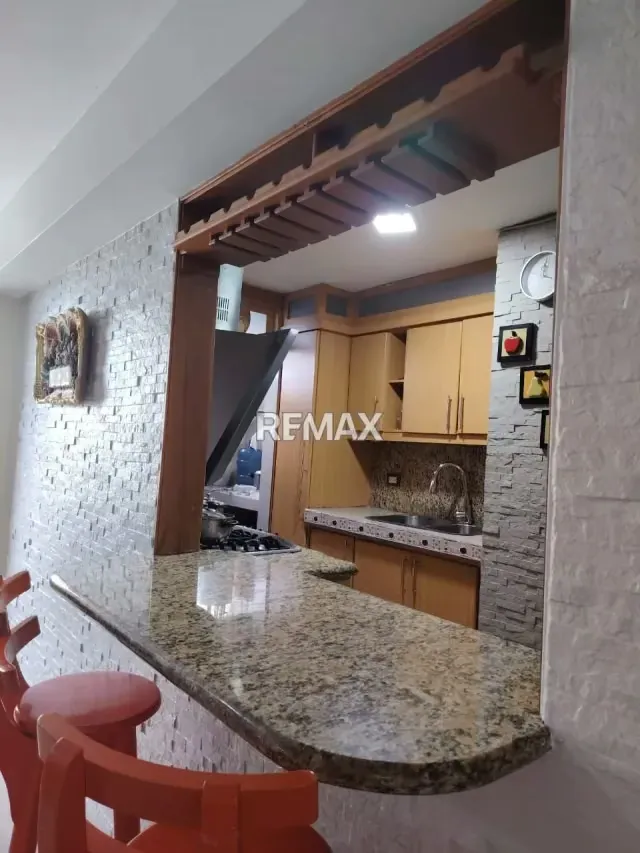SE VENDEN 2 APTO EN 1. RES. CERDEÑA Sector oeste Rotaría - 2