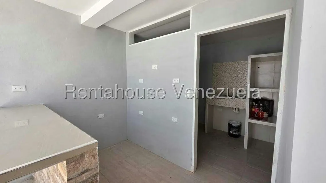 Casa (1 Nivel) en Venta en Roca del Norte, Lara - 28