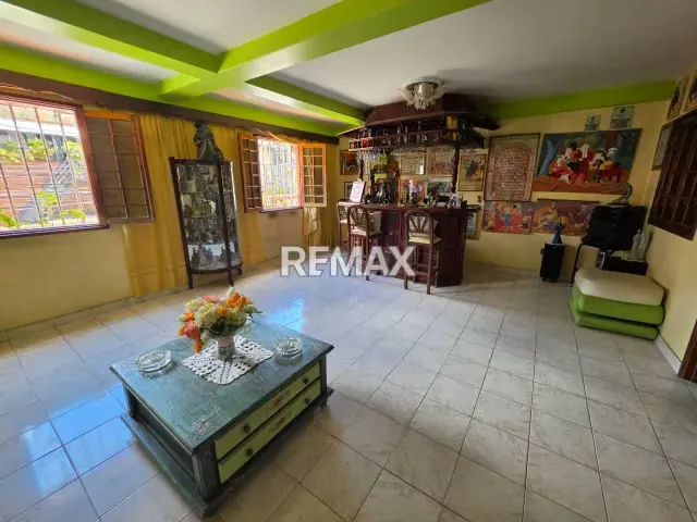 Casa en venta en el cementerio diagonal al bulevar del cementerio - 13