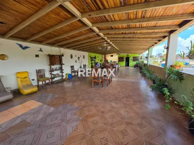 Casa en venta en el cementerio diagonal al bulevar del cementerio - 19