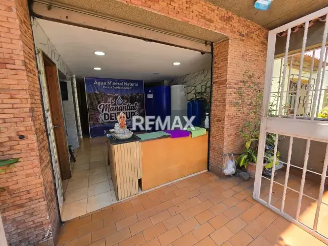 Casa en venta en el cementerio diagonal al bulevar del cementerio - 3