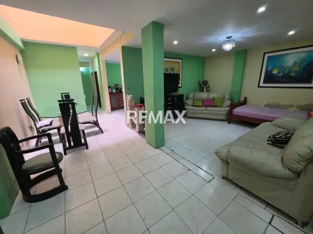 Casa en venta en el cementerio diagonal al bulevar del cementerio - 4