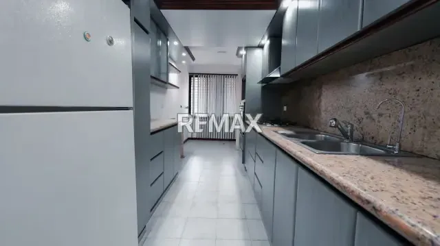 Alquiler Exclusivo apartamento Urb La Boyera - 3