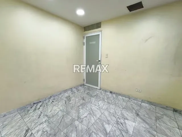 EN VENTA DOS LOCALES PARA OFICINA - 7