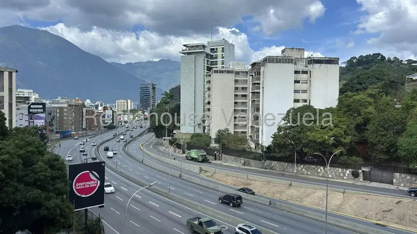 Apartamento (1 Nivel) en Alquiler en Los Naranjos de Las Mercedes, Distrito Metropolitano