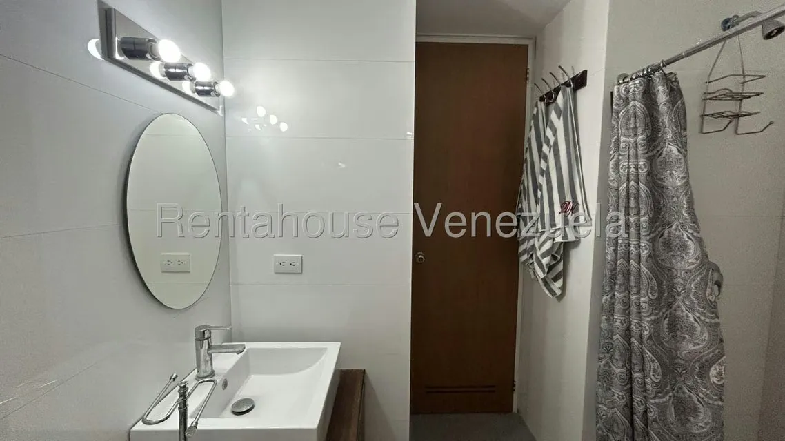 Apartamento (1 Nivel) en Alquiler en Los Naranjos de Las Mercedes, Distrito Metropolitano - 13
