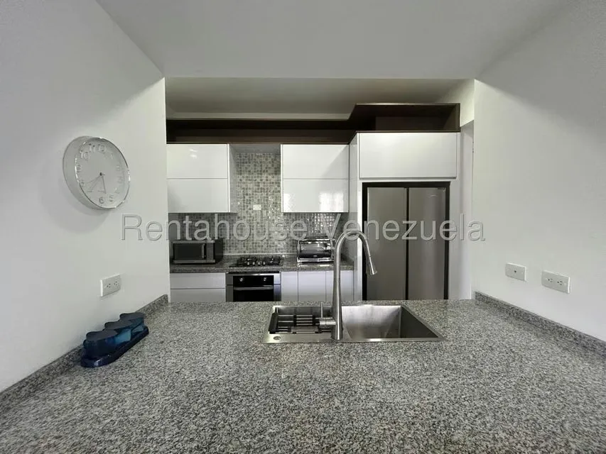 Apartamento (1 Nivel) en Alquiler en Los Naranjos de Las Mercedes, Distrito Metropolitano - 17