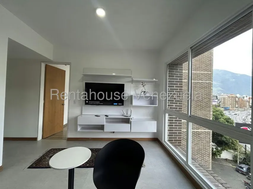 Apartamento (1 Nivel) en Alquiler en Los Naranjos de Las Mercedes, Distrito Metropolitano - 3
