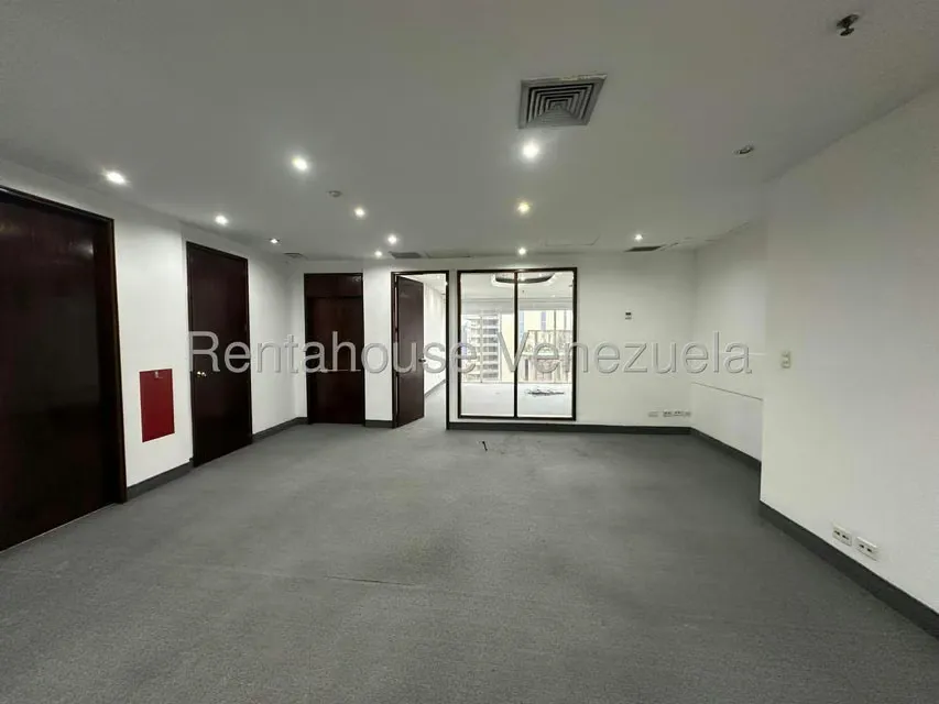 Oficina en Alquiler en El Rosal, Distrito Metropolitano - 24