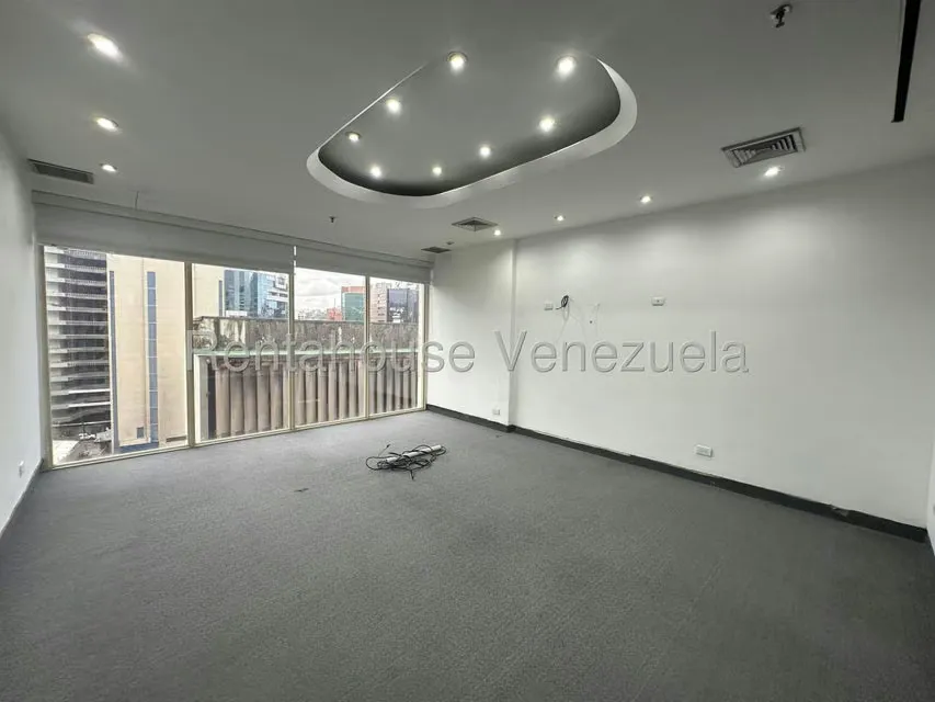 Oficina en Alquiler en El Rosal, Distrito Metropolitano - 27