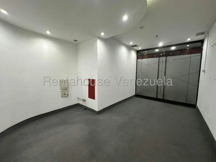 Oficina en Alquiler en El Rosal, Distrito Metropolitano - 4