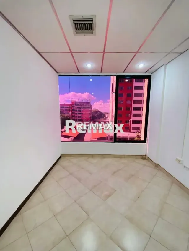 VENDO OFICINA ESTE DE BARQUISIMETO - 11