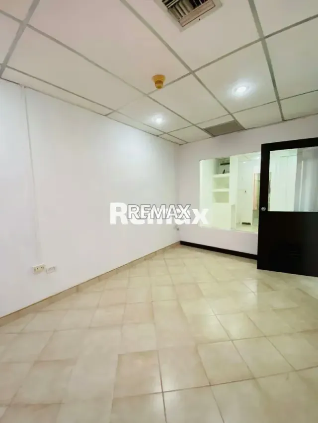 VENDO OFICINA ESTE DE BARQUISIMETO - 10