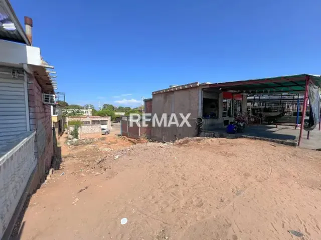 Terreno en venta en avenida principal de Negro Primero, San Francisco - 6