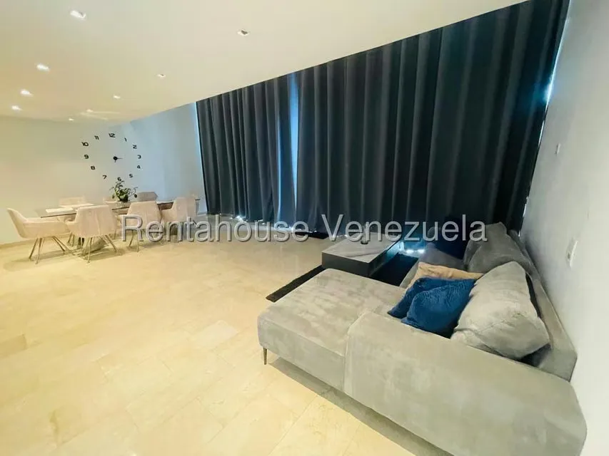 Apartamento (Duplex) en Venta en La Castellana, Distrito Metropolitano