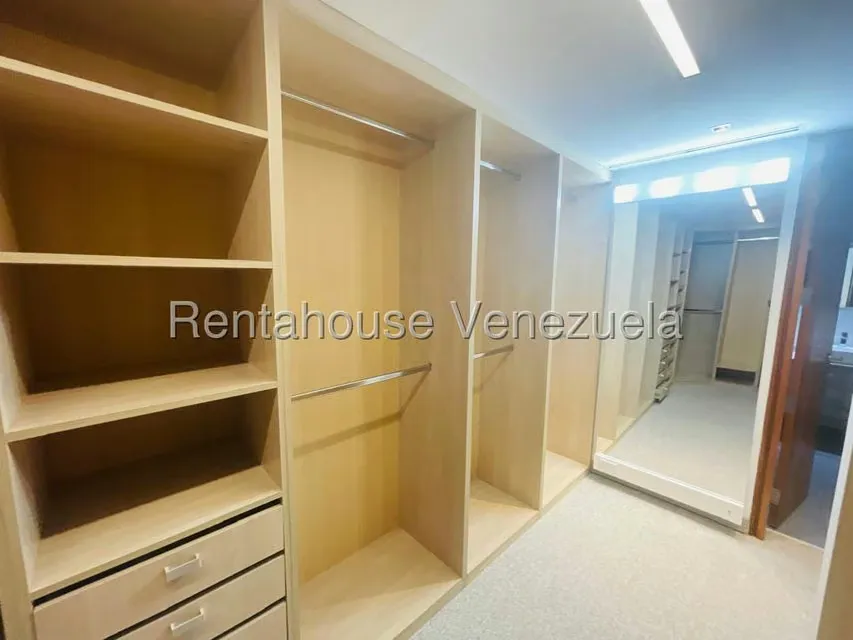 Apartamento (Duplex) en Venta en La Castellana, Distrito Metropolitano - 11