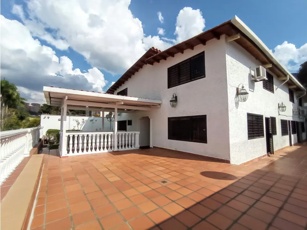 Casa en Venta La Trinidad. Urb. Sorocaima 8H/8B/3PE 463C 504T - 38