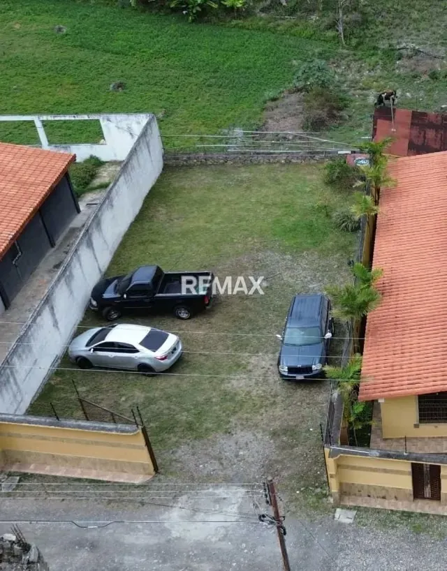 En venta Terreno de 301 M2 en los Cerrillos - La Puerta - Edo Trujillo - 3