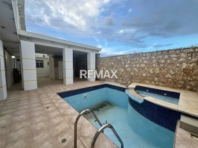 Casa en Venta. Urb. Las Virtudes - 6