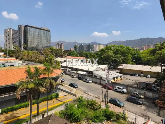 Edif Comercial en Venta, Al Lado del Caribbean Plaza, 902m² - 5