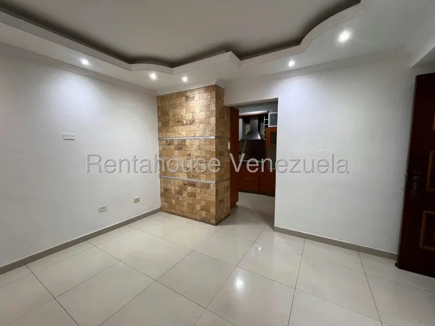 Apartamento (1 Nivel) en Alquiler en Urbanizacion El Centro, Aragua - 13