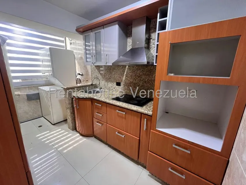 Apartamento (1 Nivel) en Alquiler en Urbanizacion El Centro, Aragua - 15
