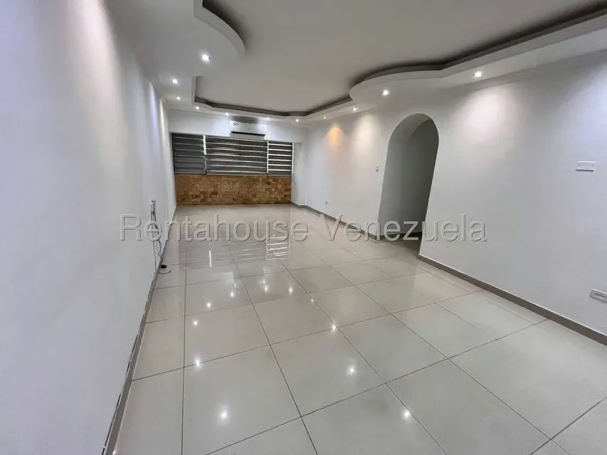 Apartamento (1 Nivel) en Alquiler en Urbanizacion El Centro, Aragua - 9