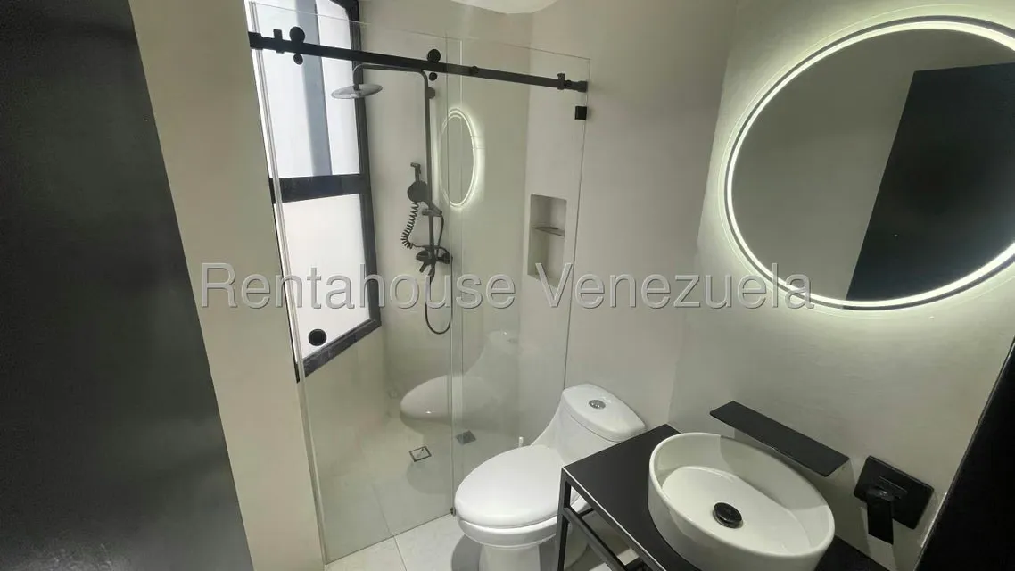 Apartamento (1 Nivel) en Alquiler en Los Naranjos del Cafetal, Distrito Metropolitano - 10