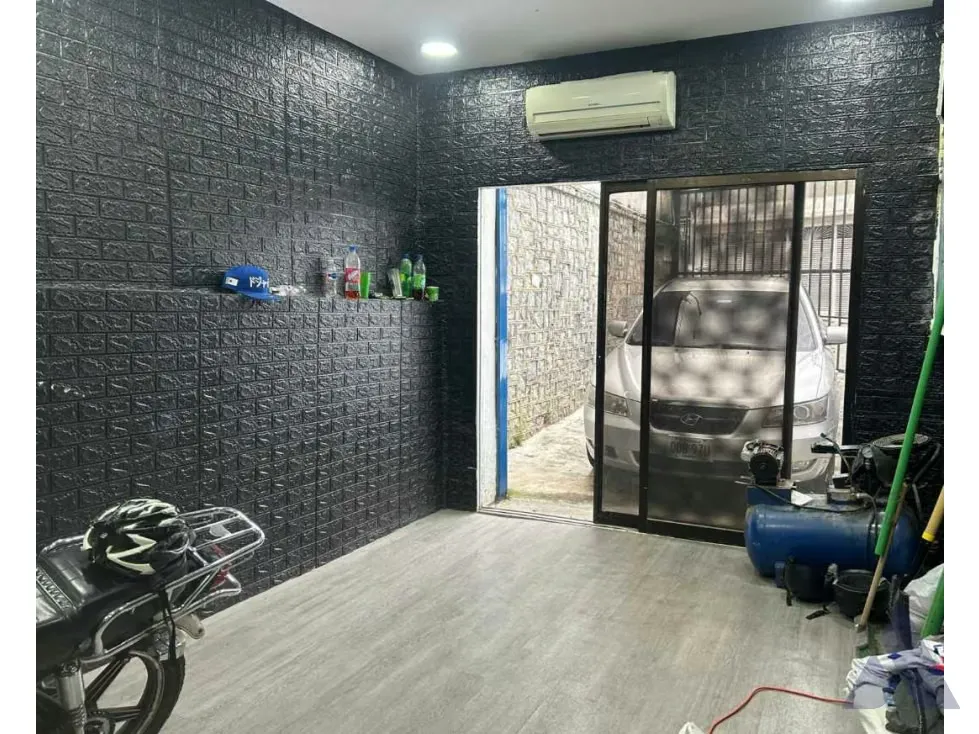 VENTA CASA EN SAN RAFAEL DE LA URB. LA FLORIDA. CARACAS - 11
