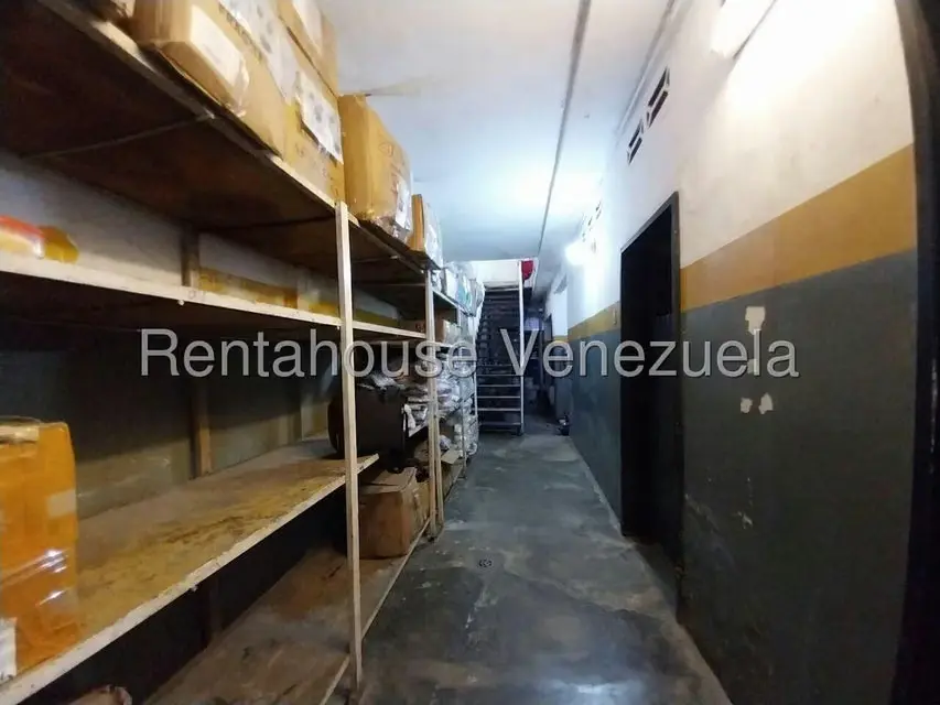 Edificio en Venta en Zona Centro, Aragua - 11