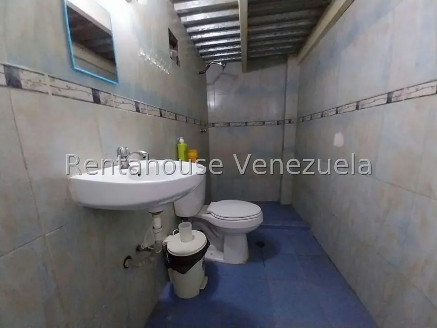 Edificio en Venta en Zona Centro, Aragua - 14