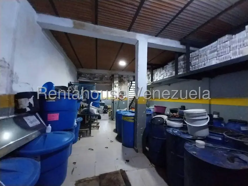 Edificio en Venta en Zona Centro, Aragua - 22