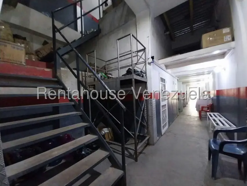 Edificio en Venta en Zona Centro, Aragua - 25