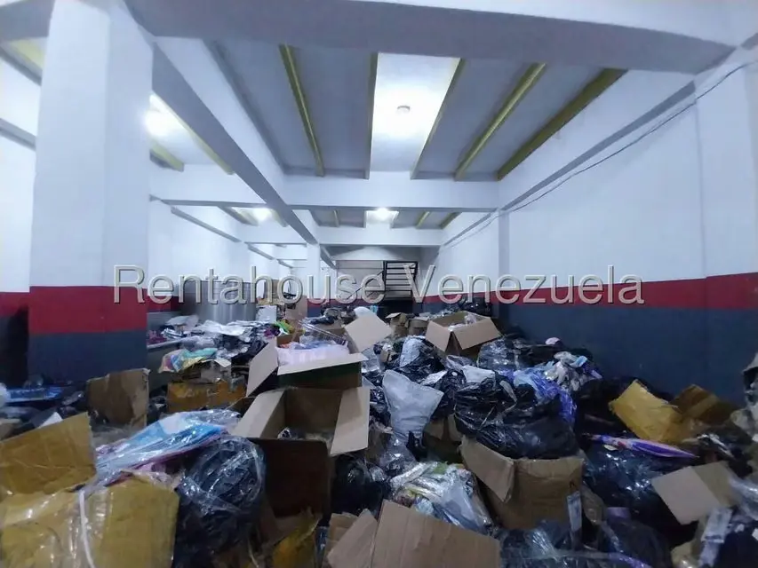 Edificio en Venta en Zona Centro, Aragua - 29