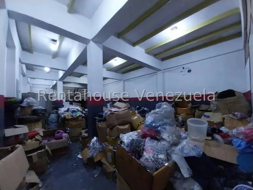 Edificio en Venta en Zona Centro, Aragua - 35