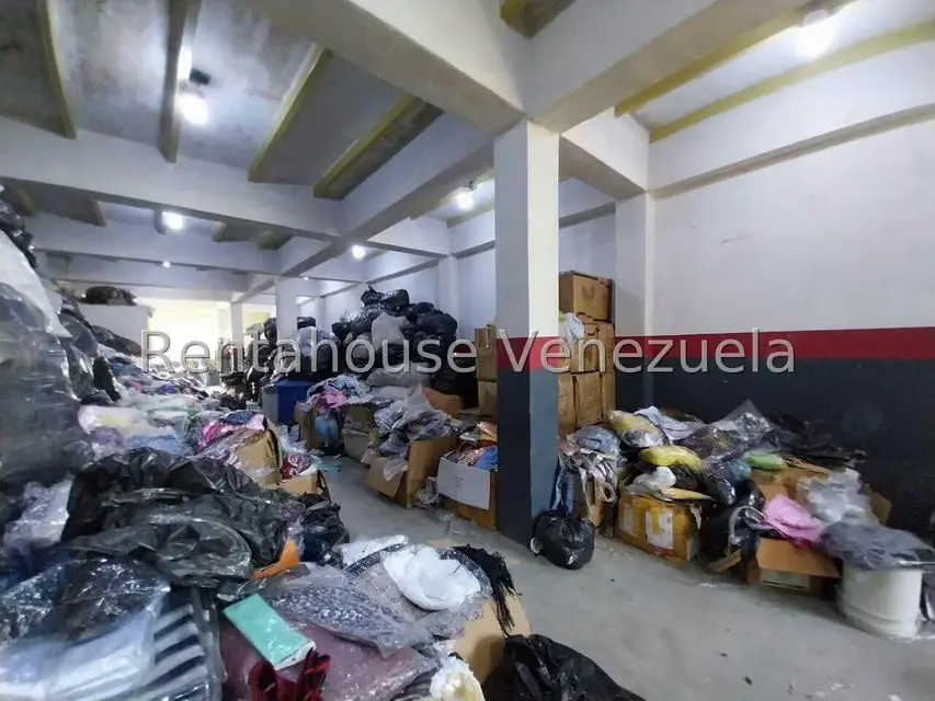Edificio en Venta en Zona Centro, Aragua - 40