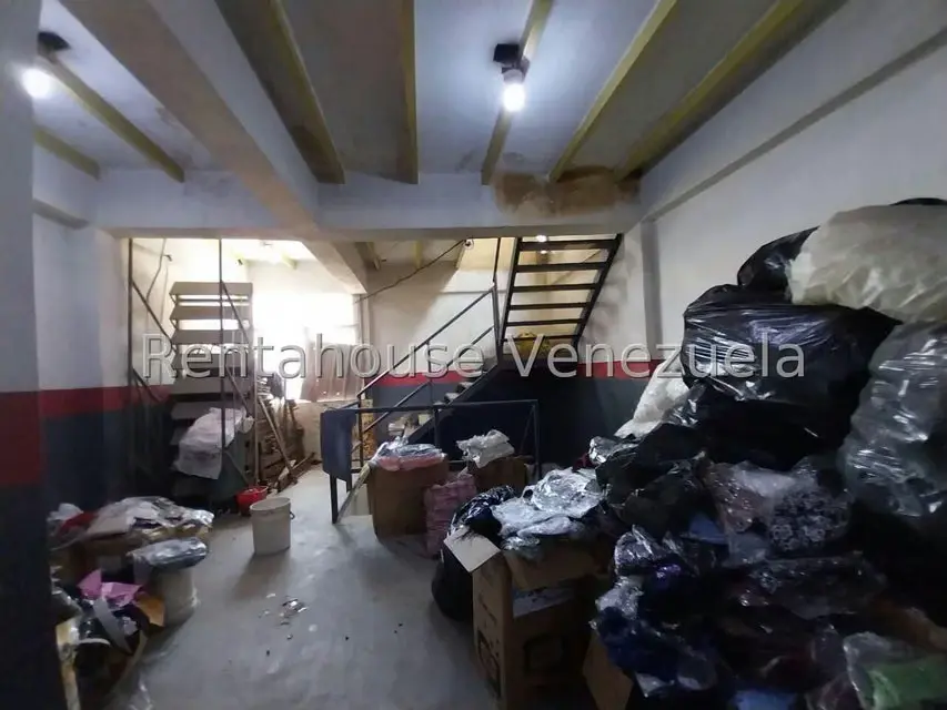 Edificio en Venta en Zona Centro, Aragua - 44