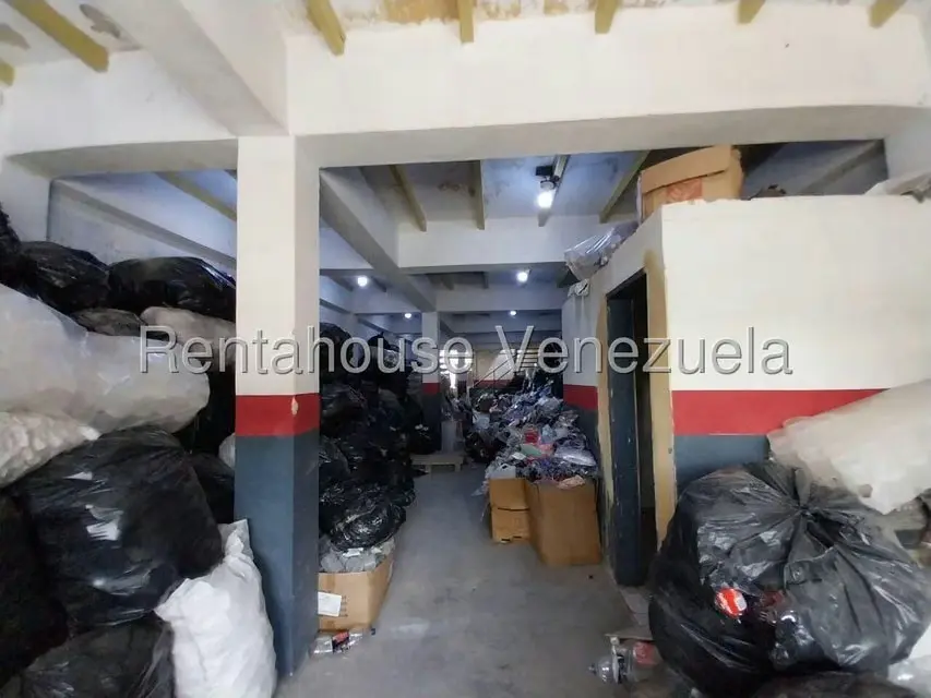 Edificio en Venta en Zona Centro, Aragua - 46
