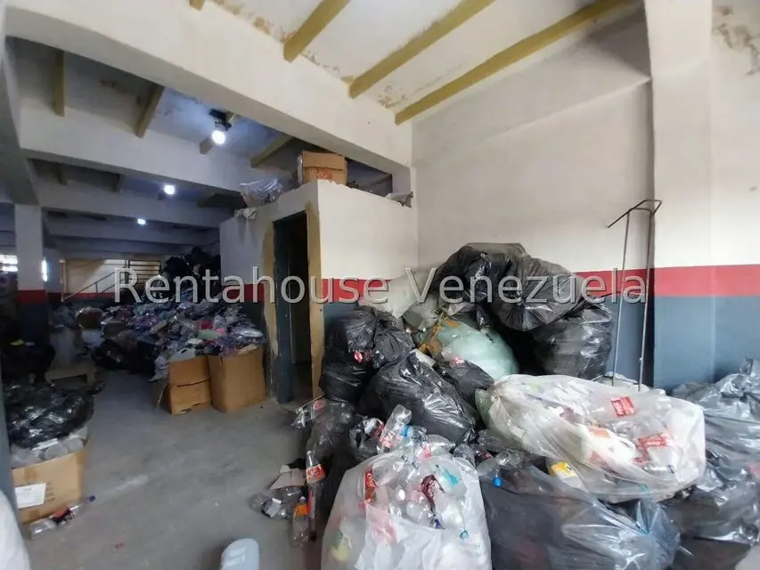 Edificio en Venta en Zona Centro, Aragua - 47