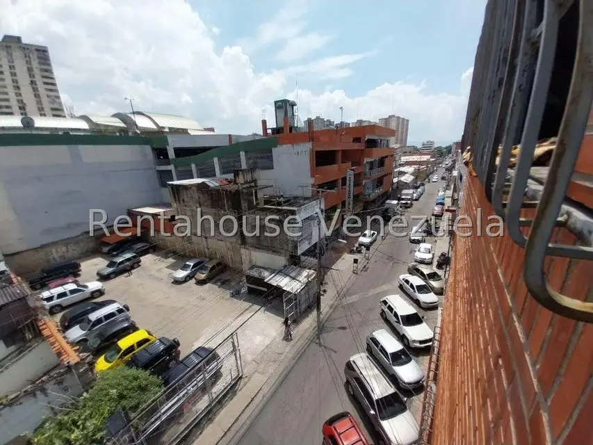 Edificio en Venta en Zona Centro, Aragua - 51