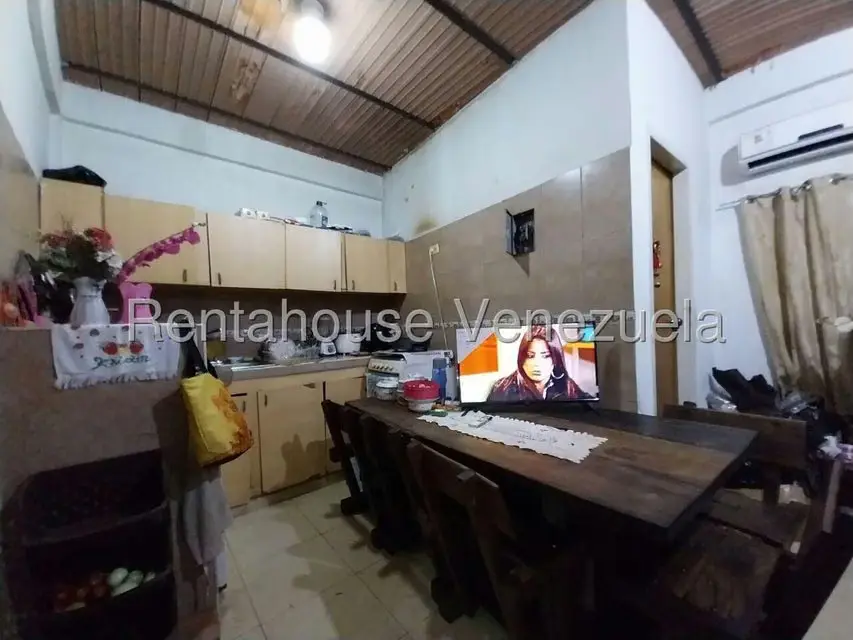 Edificio en Venta en Zona Centro, Aragua - 56