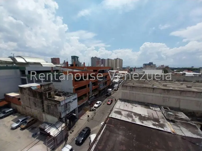 Edificio en Venta en Zona Centro, Aragua - 62