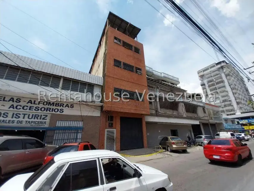 Edificio en Venta en Zona Centro, Aragua - 63