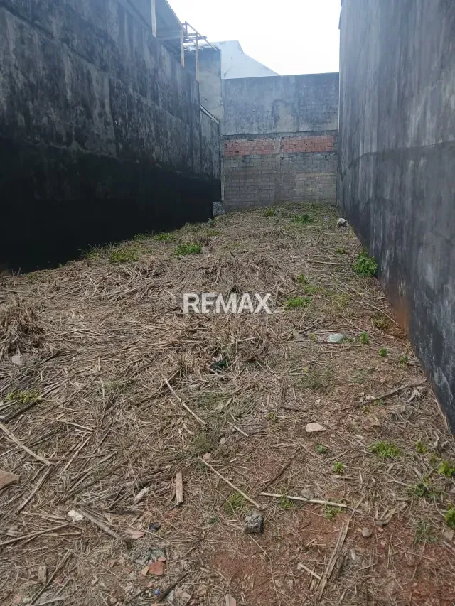 Terreno en Venta - Conjunto Residencial Laureles de La Castellana