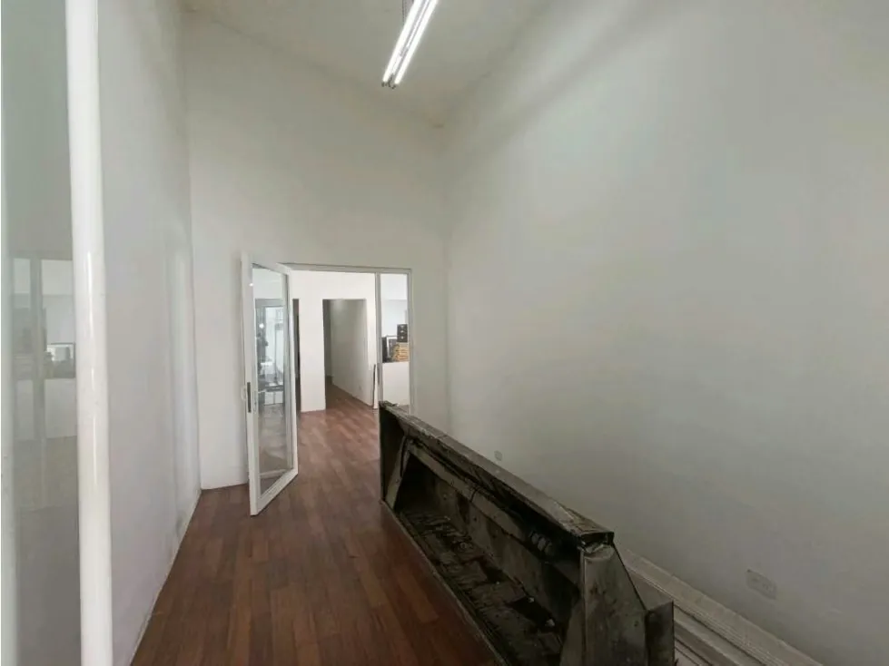Casa en Alquiler en Bello Monte 270 mts2 - 4