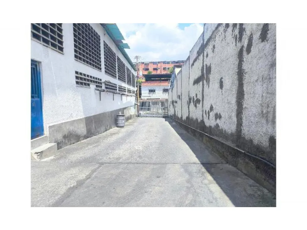Vendo galpón 1.200m2 Guarenas 7891 - 13