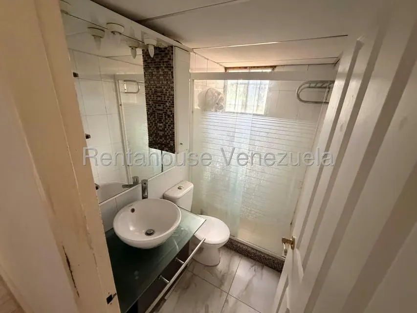 Apartamento (1 Nivel) en Venta en Los Samanes, Distrito Metropolitano - 14