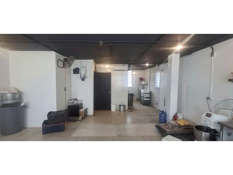 Local Comercial//Trinidad//pie de calle 125 mt - 8
