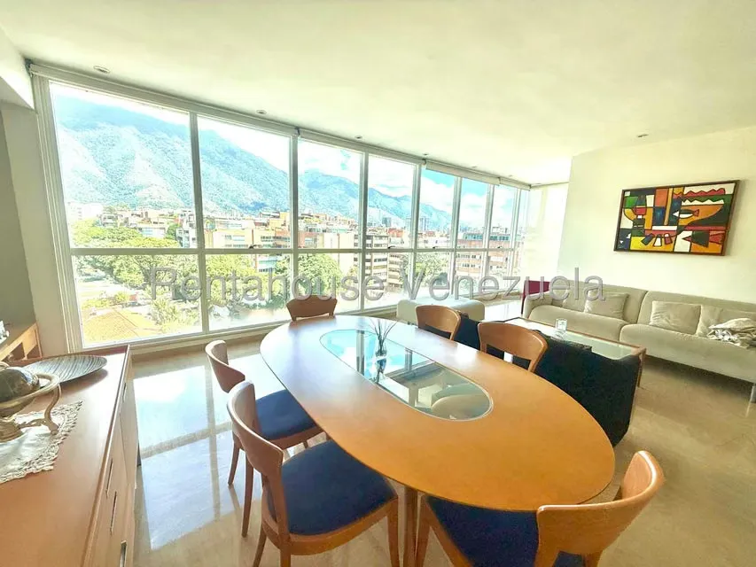 Apartamento (1 Nivel) en Alquiler en Campo Alegre, Distrito Metropolitano - 2